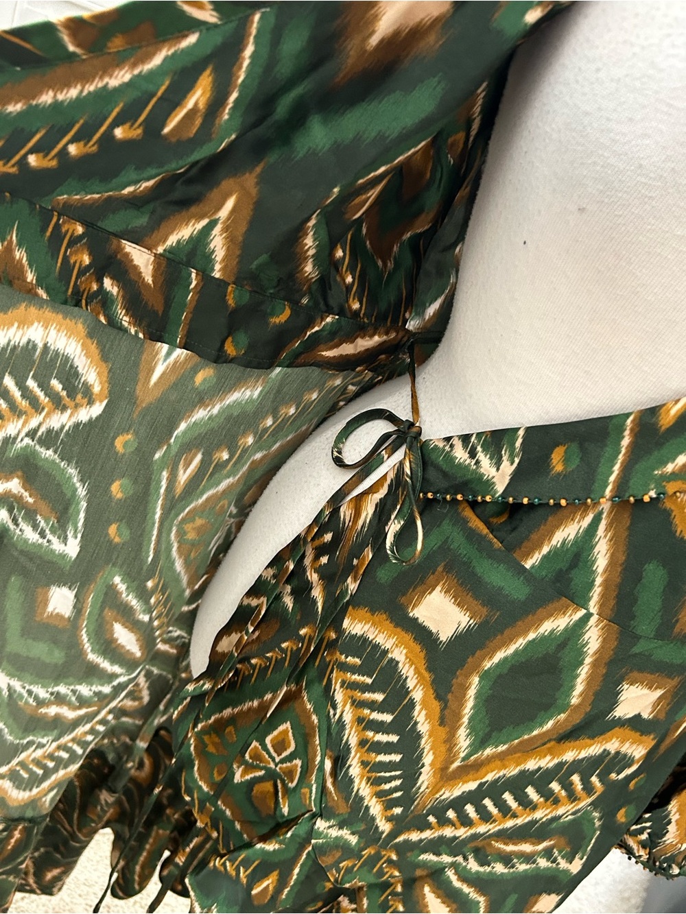 FARM Rio Pineapple Ikat Asymmetric Emerald & Gold Printed Long-Sleeve Wrap Dress - Picture 12 of 16